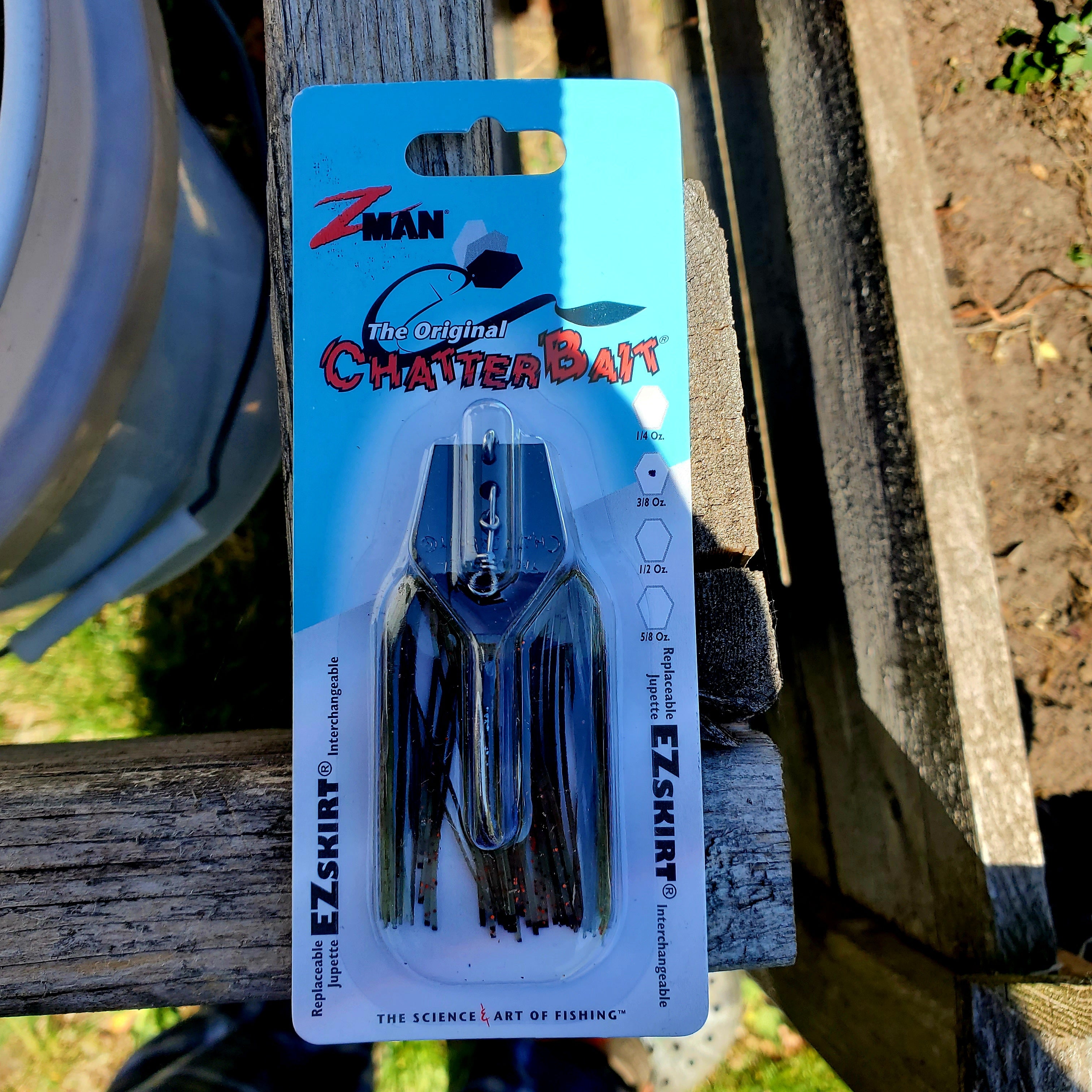 3/8 oz Z-Mann ChatterBait California craw